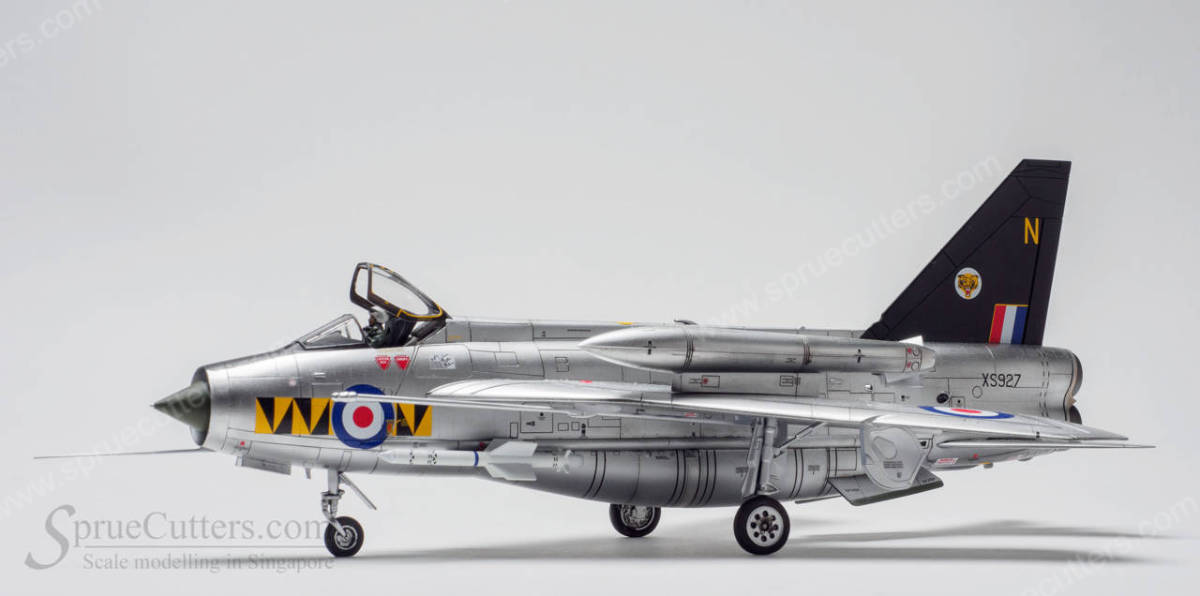 English Electric Lightning F.6