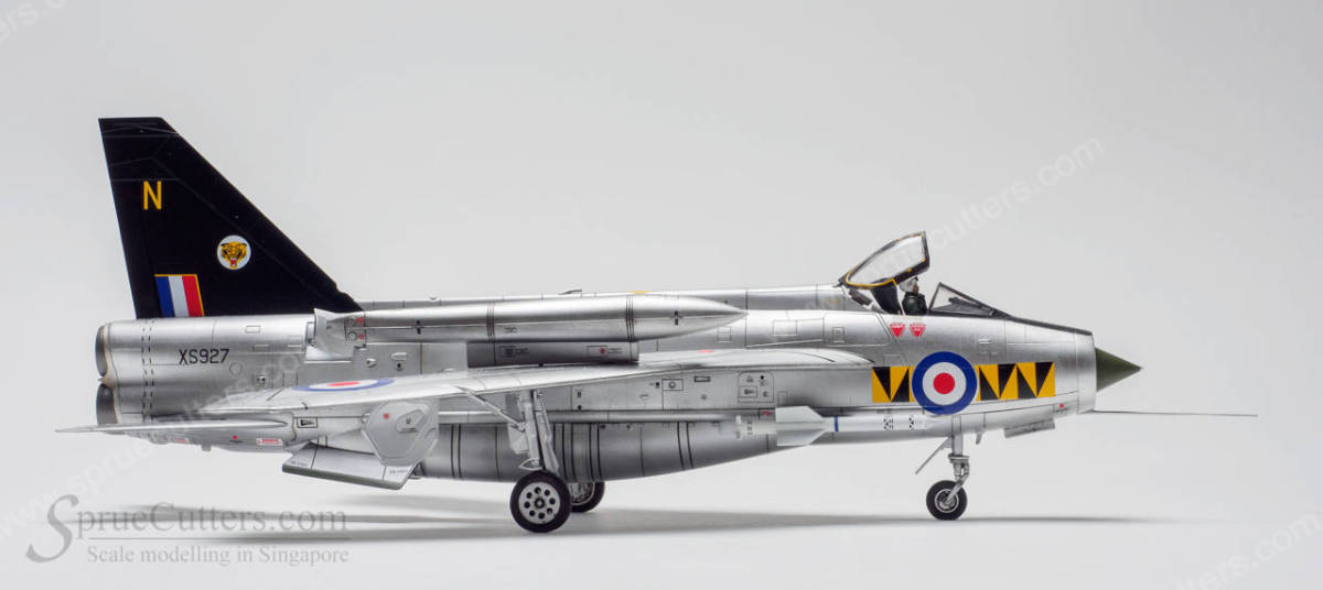 English Electric Lightning F.6