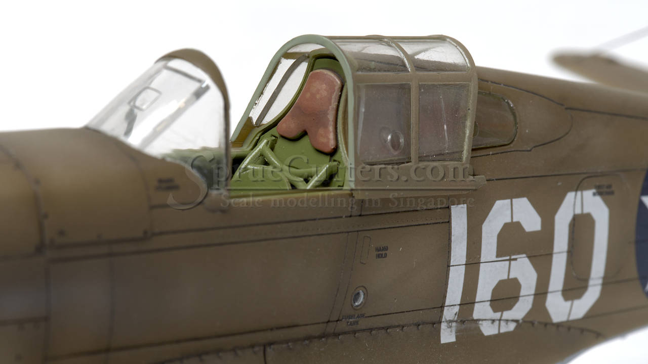 Curtiss P-40B Warhawk