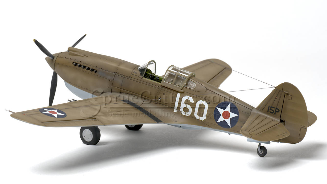 Curtiss P-40B Warhawk