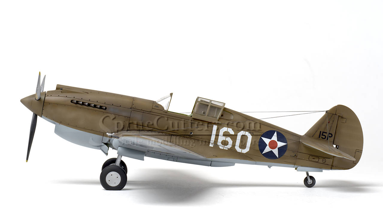 Curtiss P-40B Warhawk