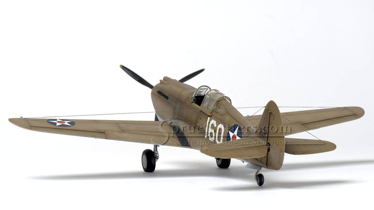 Curtiss P-40B Warhawk