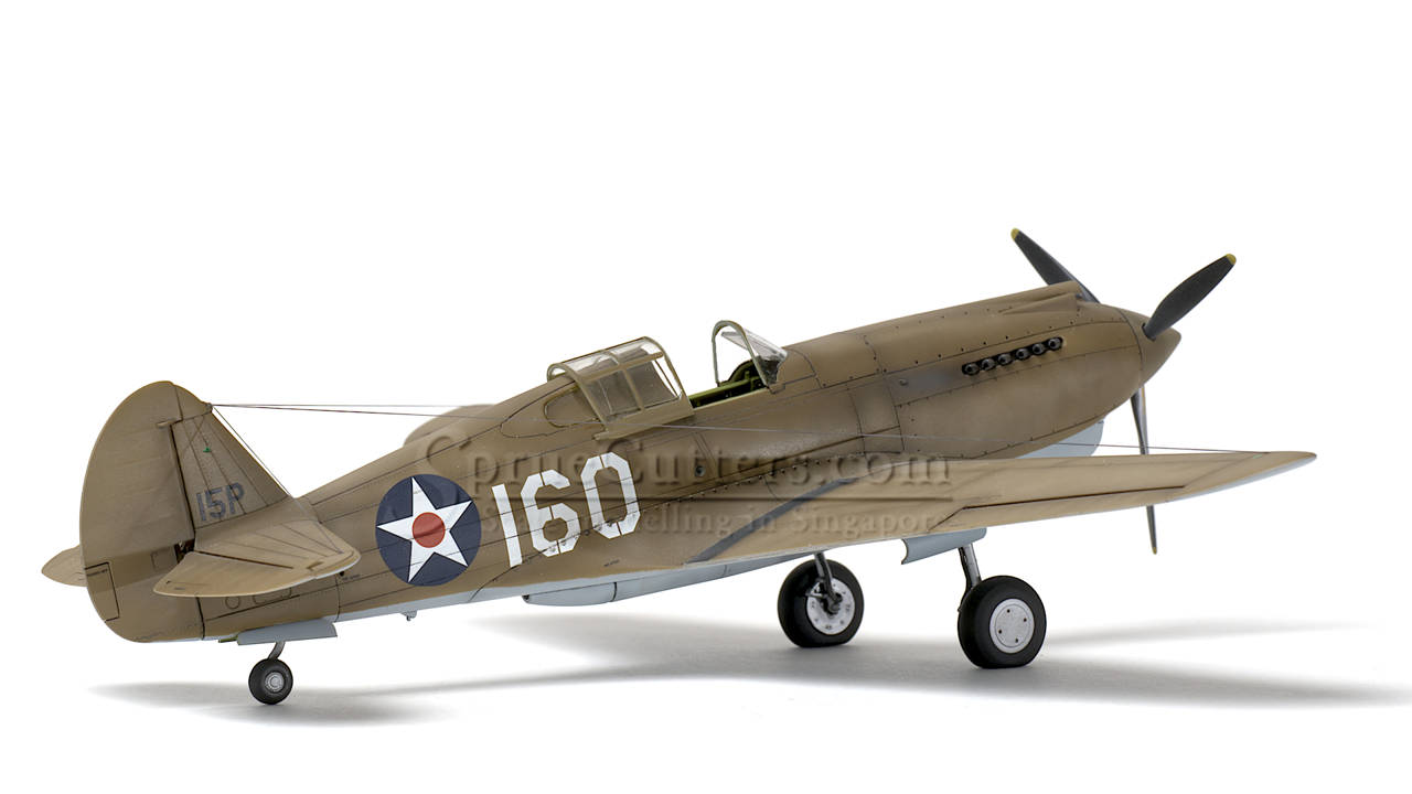 Curtiss P-40B Warhawk