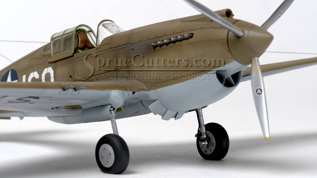 Curtiss P-40B Warhawk