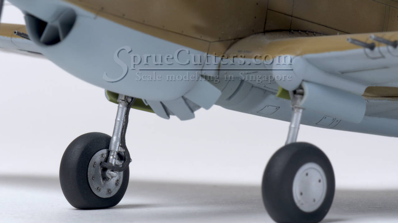 Curtiss P-40B Warhawk