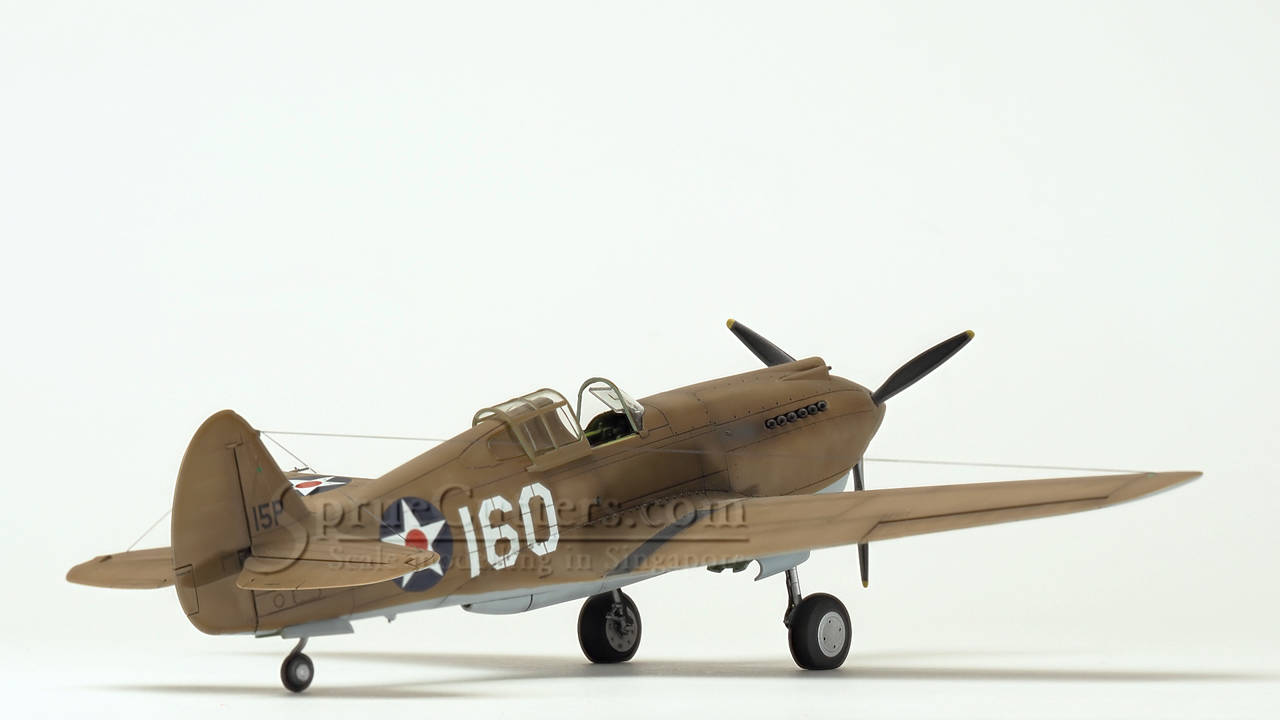 Curtiss P-40B Warhawk